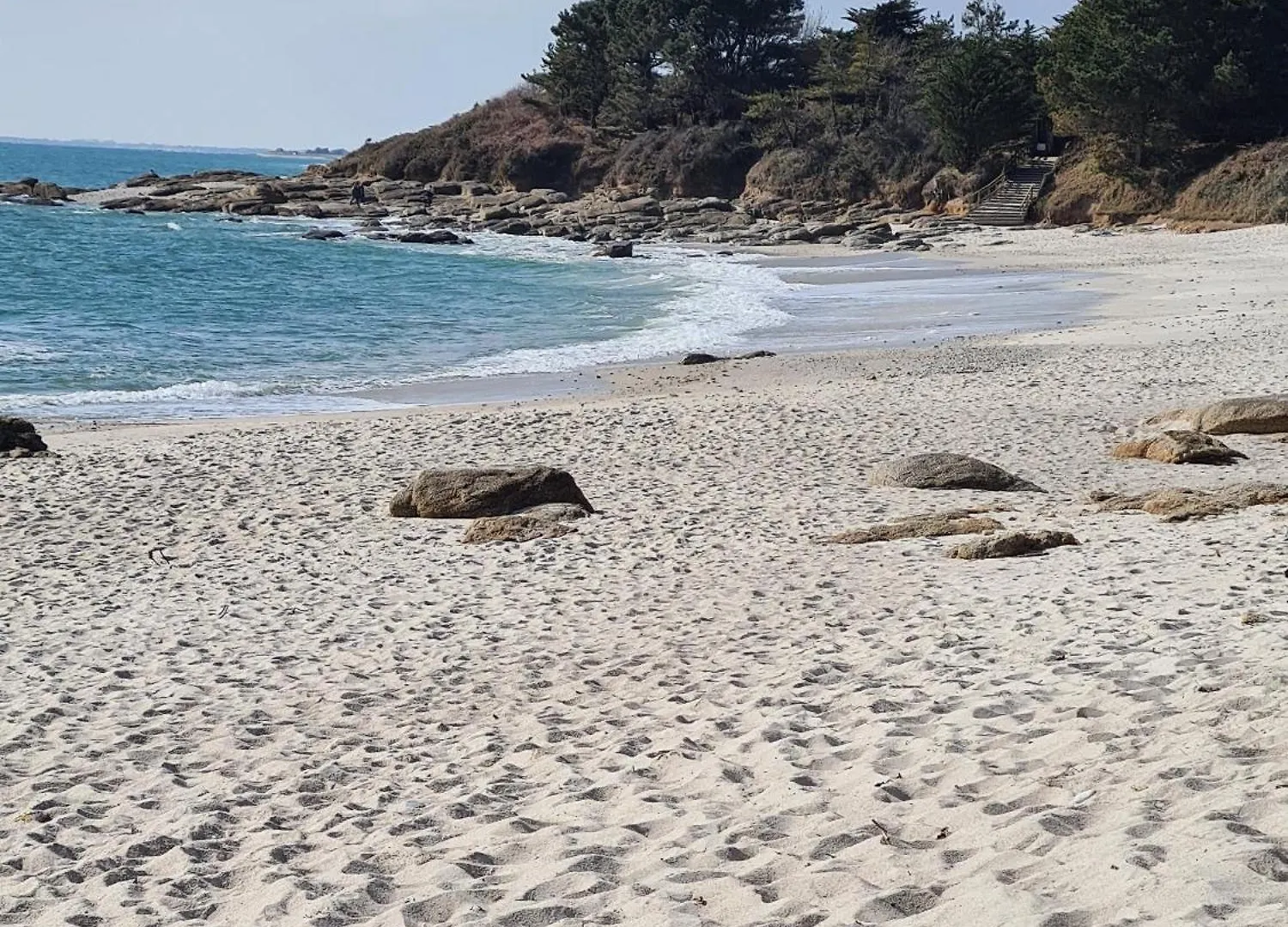 Mobil Home Beg Meil 300M Plage Avec Piscine Partagee, Terrasse Privee Et Wi-Fi Fouesnant